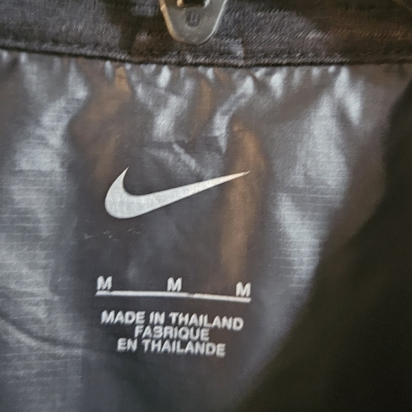 Nike Women's Sleeveless Full-Zip Tour Repel Golf Vest: BLACK: NEW WITH TAGS: M - Picture 7 of 9